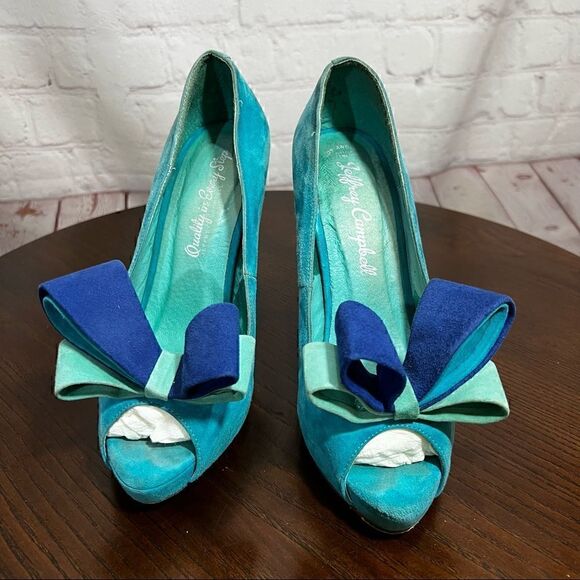 JEFFREY CAMPBELL blue suede heels.  Size 7 Vintage style GUC - Picture 2 of 11